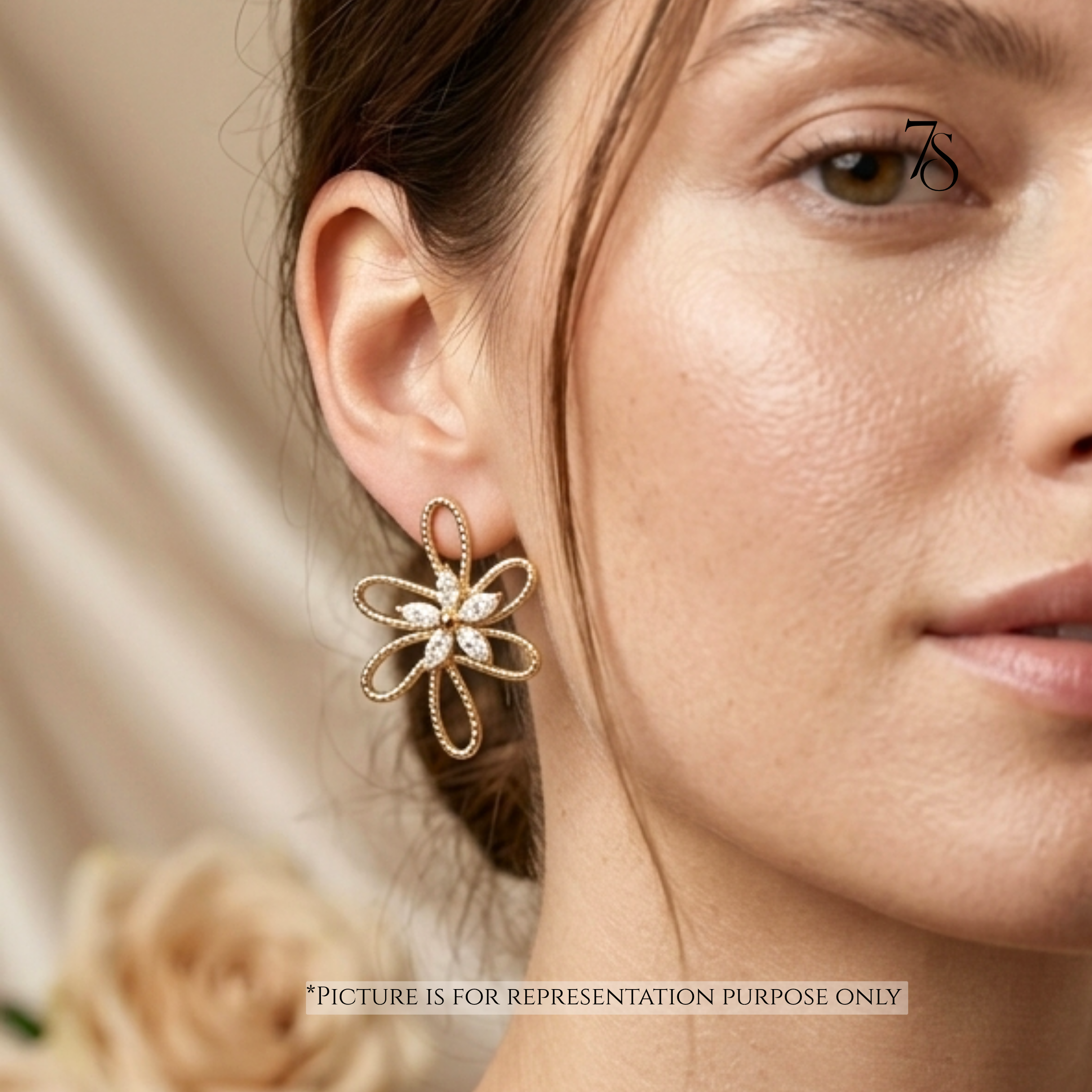 Petal Twist Stud Earrings