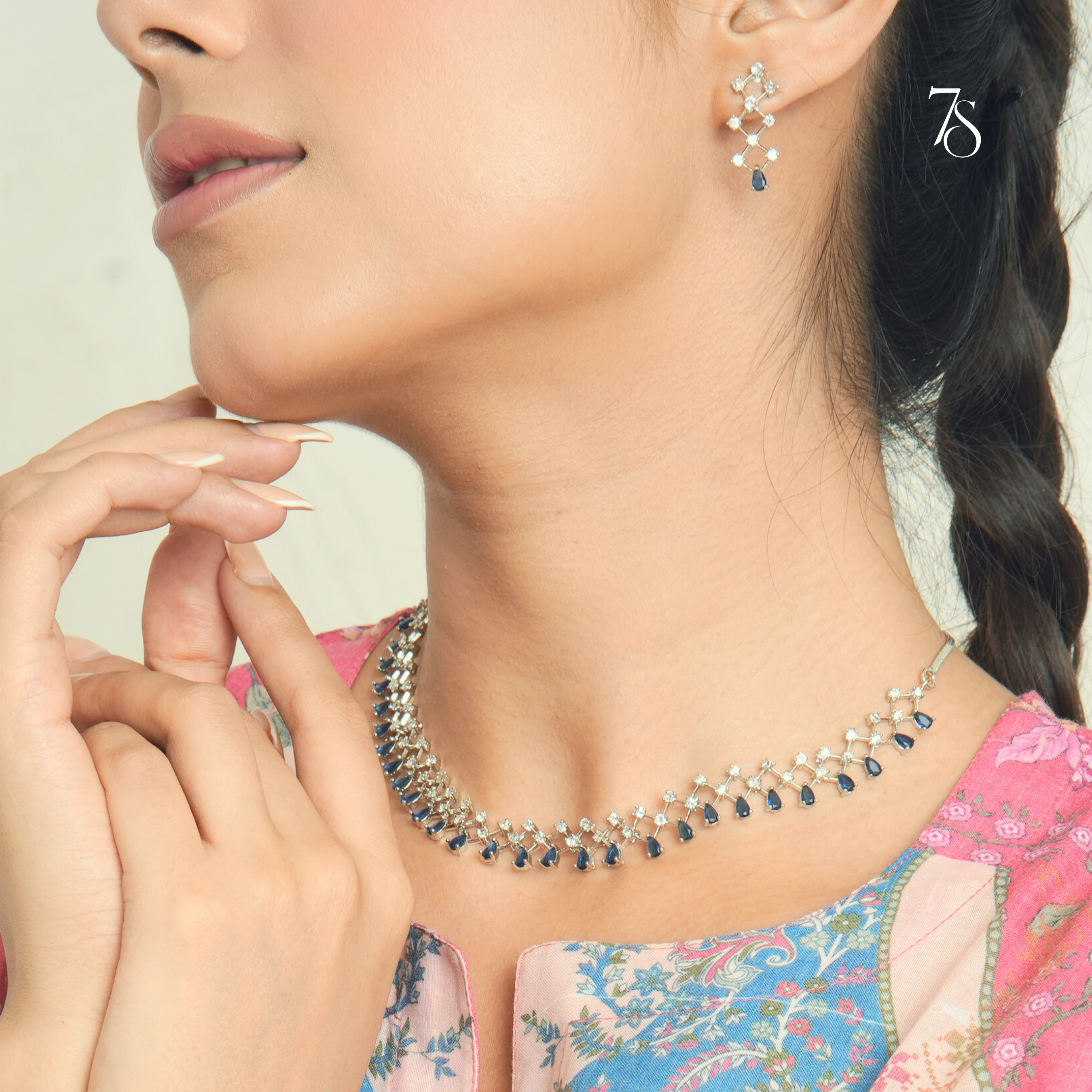 AD Net Pattern Necklace & Earrings Set