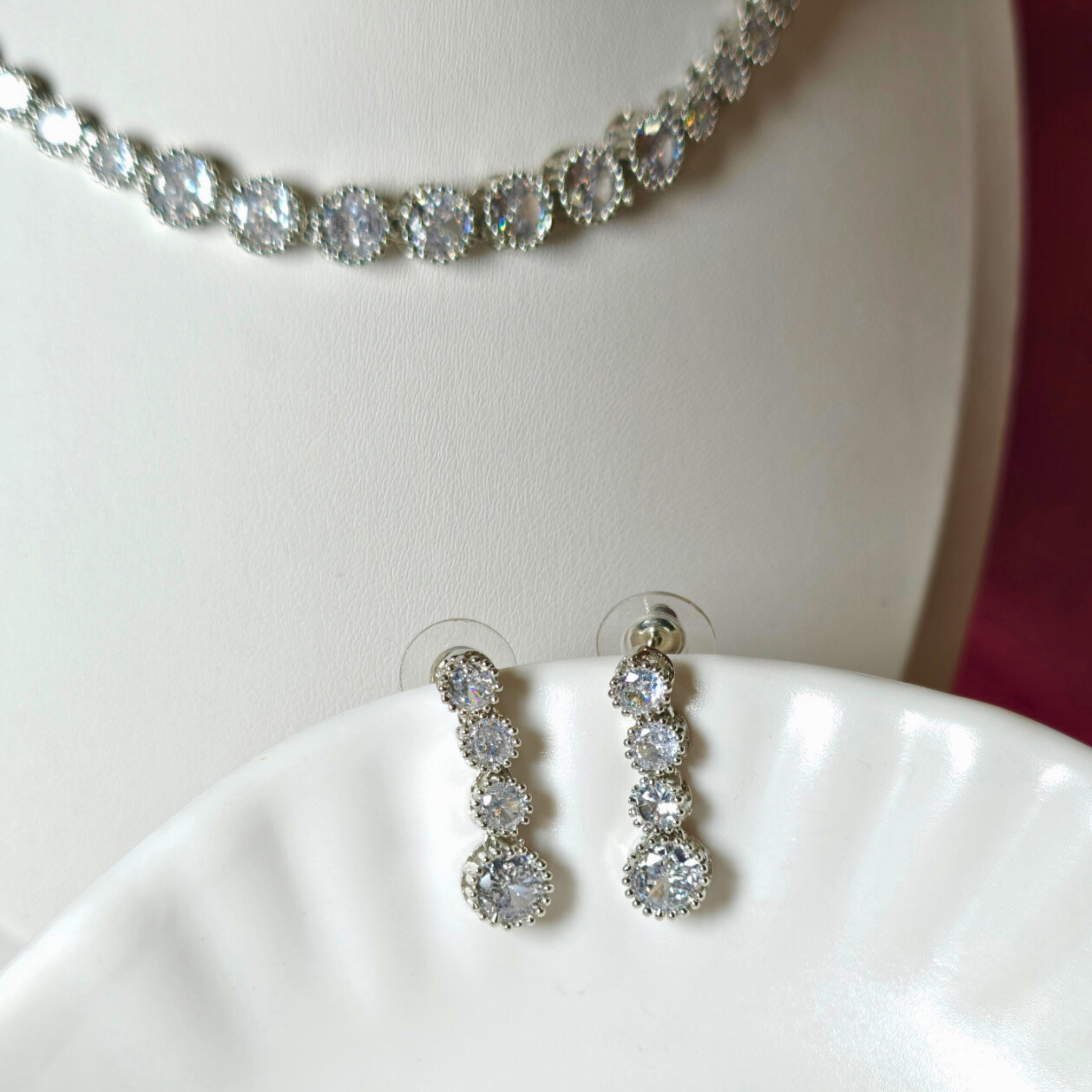 Luminous Dew AD Necklace Set