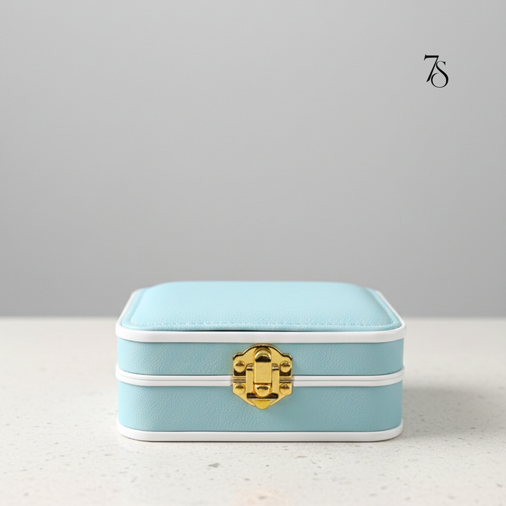 Essential Travel Jewellery Organizer