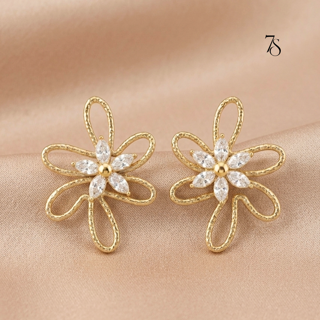 Petal Twist Stud Earrings