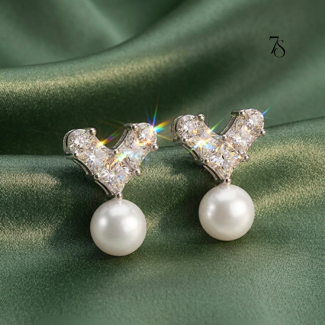 Sparkling "Ever-Heart" Pearl Drop Studs