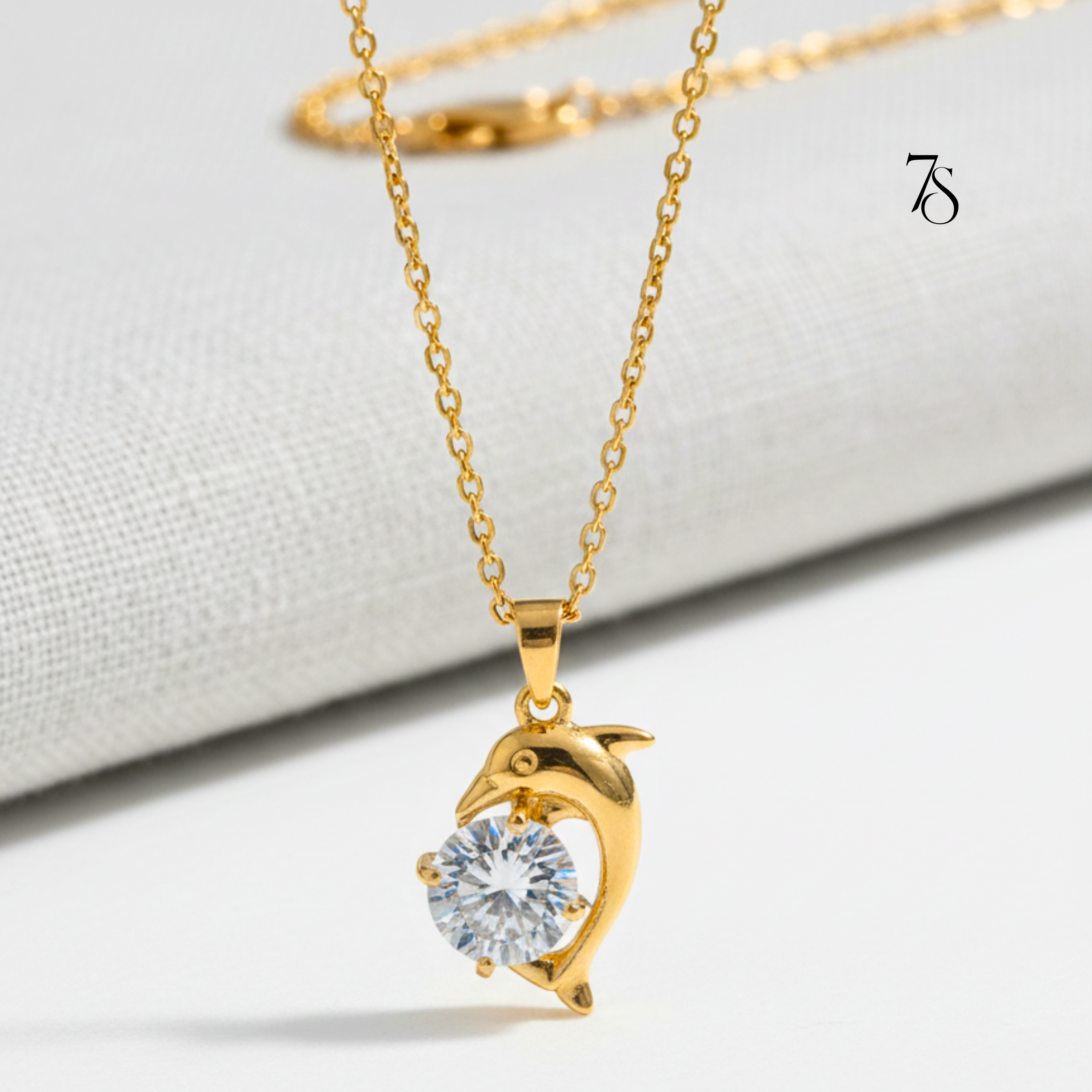 Dolphin Pendant Necklace - Tarnish-Free & Gold Plated