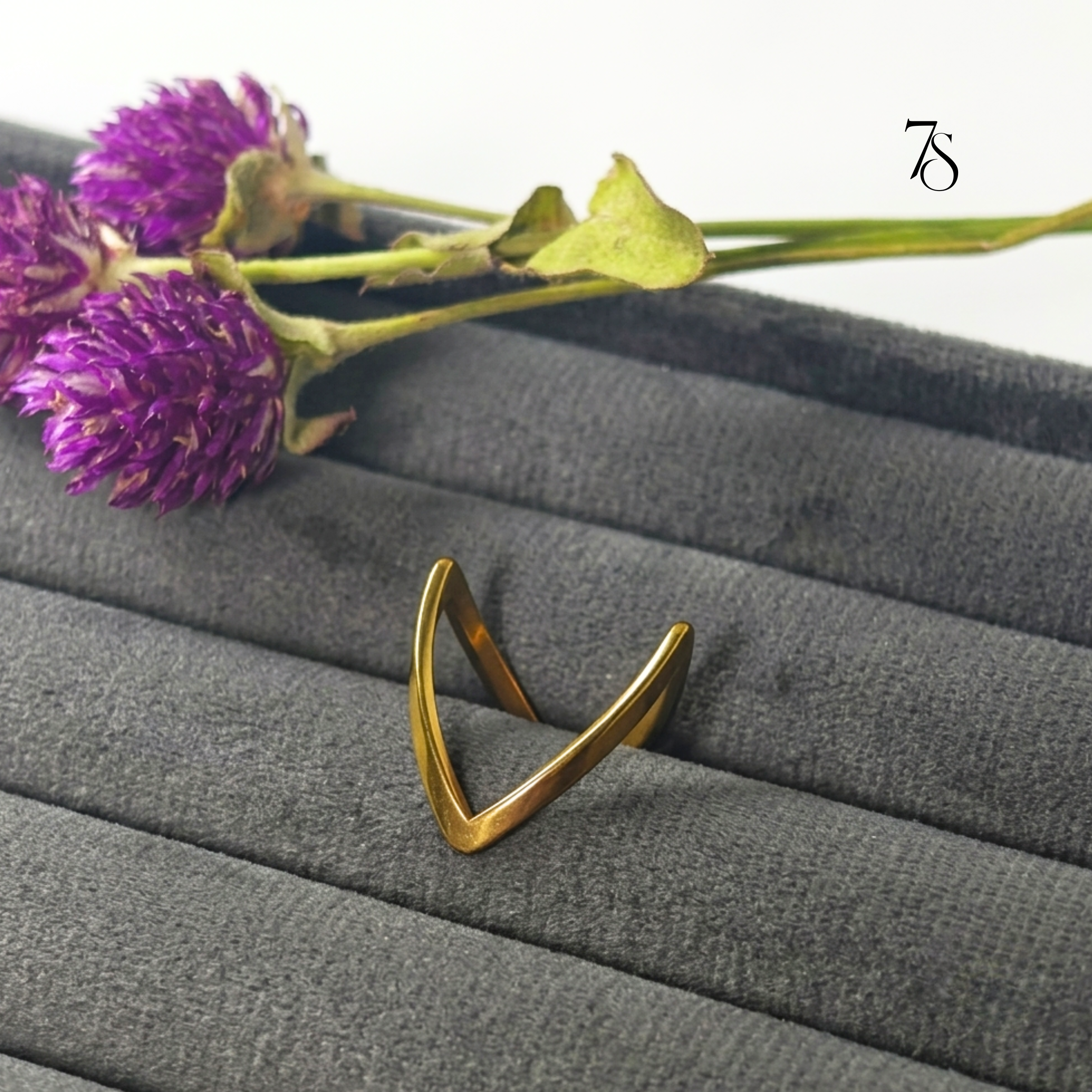 Minimalist V-Shape Gold Ring